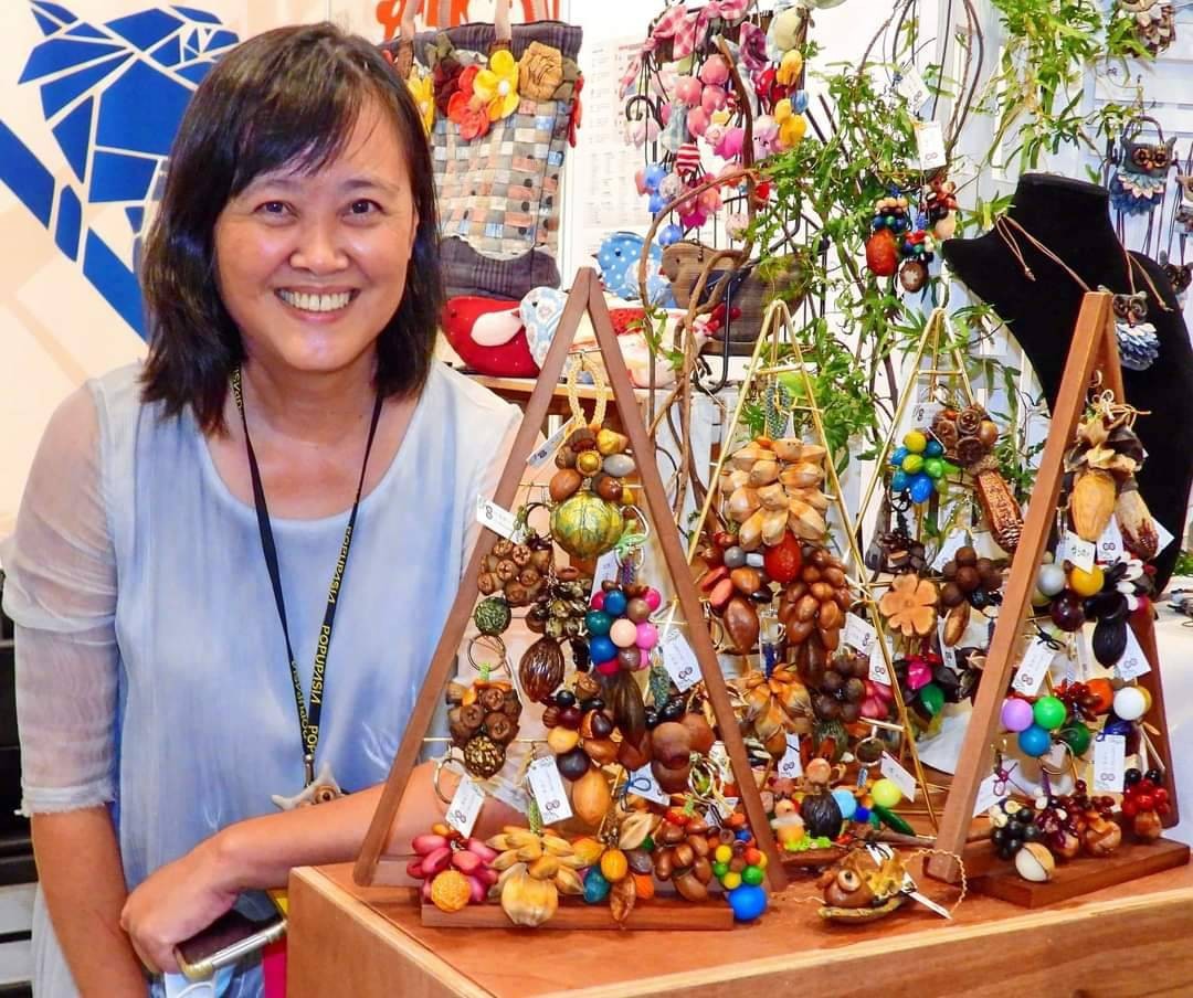 「蜜雞園農場」園主蜜兒將帶領民眾利用花卉及各式植物種子 創作屬於自己的花藝作品