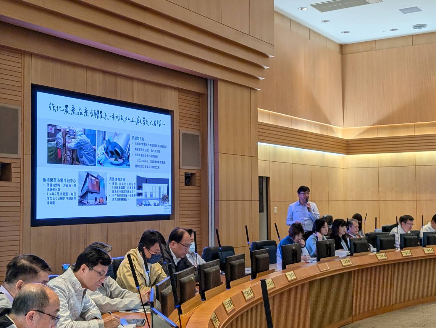 農業局今(11)日市政會議報告以「三生永續」為主題，說明從生產、生活及生態推動永續農業成果