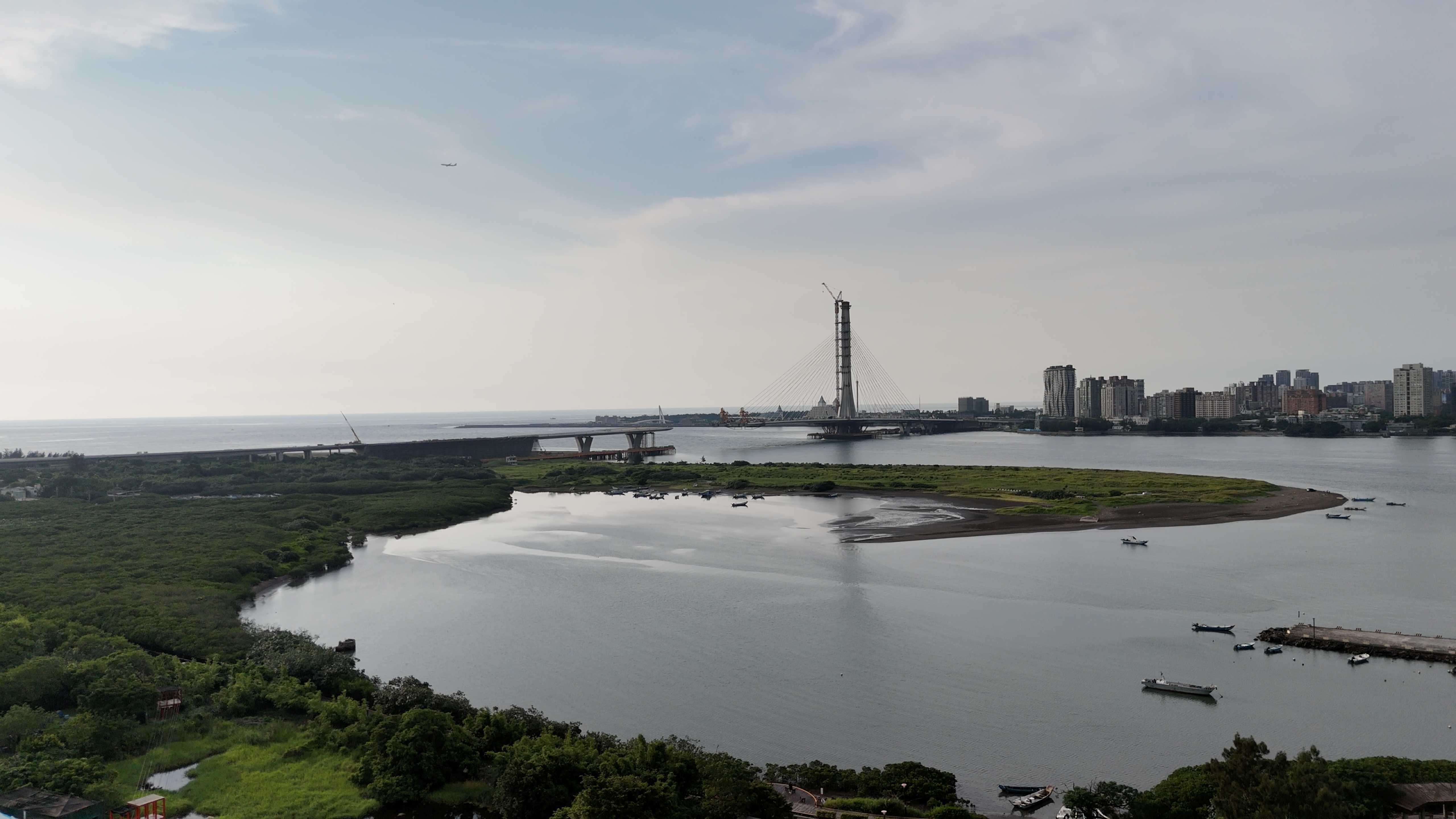 挖子尾濕地提供多樣生物棲息，具有豐富的生態資源，濕地保育工作有賴於全民共同保護，才能達到人類與環境共生的目標
