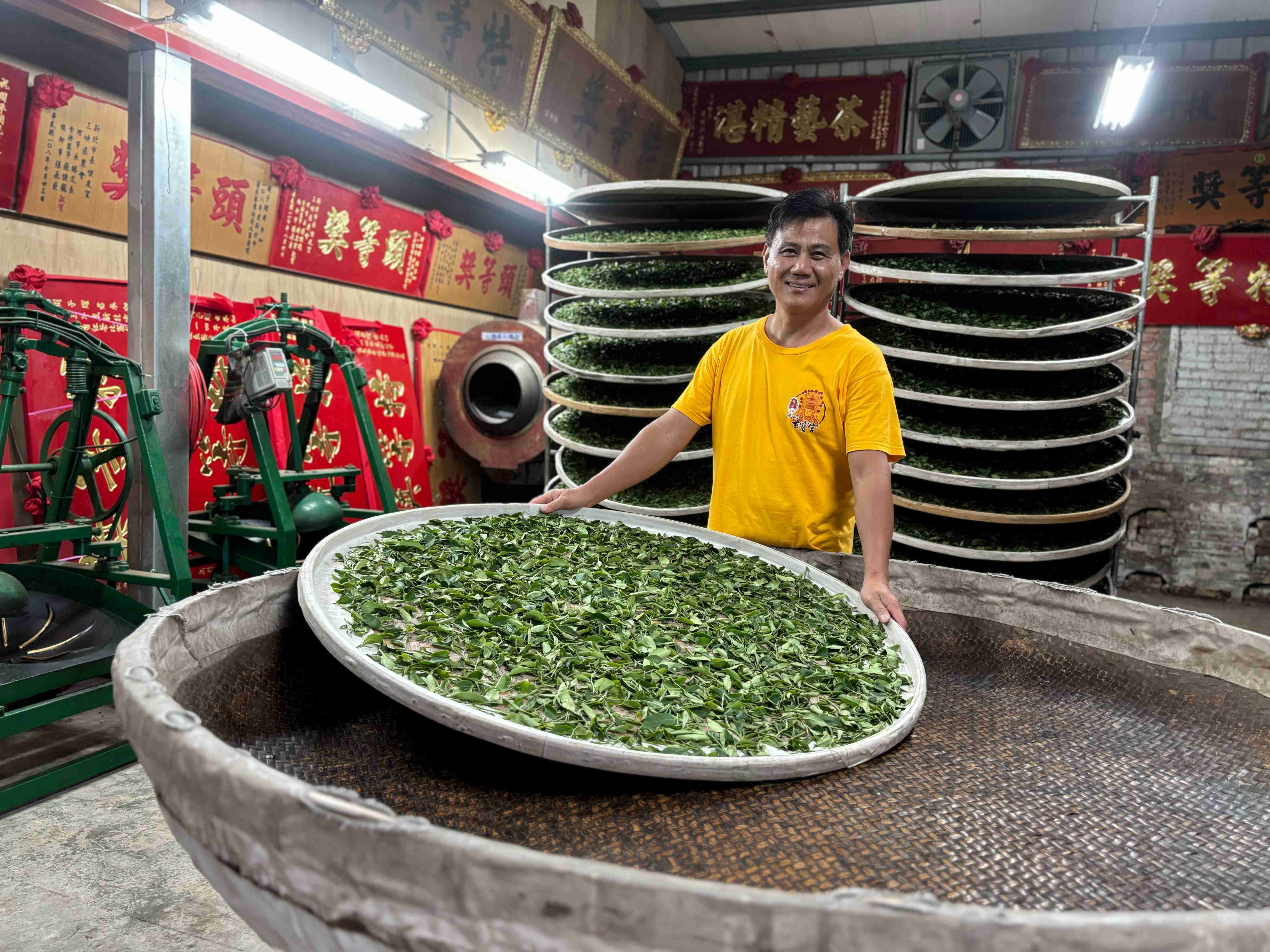 新北蜜香紅茶比賽由三峽茶農周平國拿下特等獎
