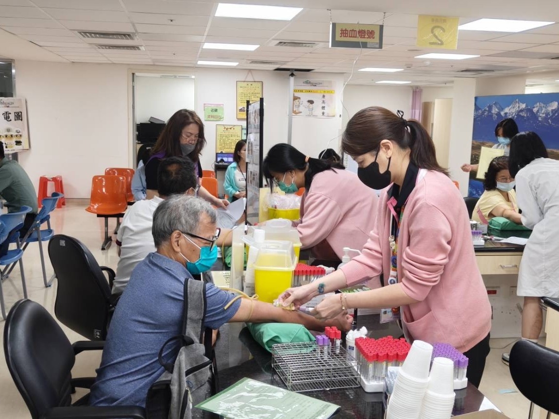 新北市立聯合醫院也呼籲,透過定期健檢及早發現異常,可協助長者及早接受進一步檢查及治療。